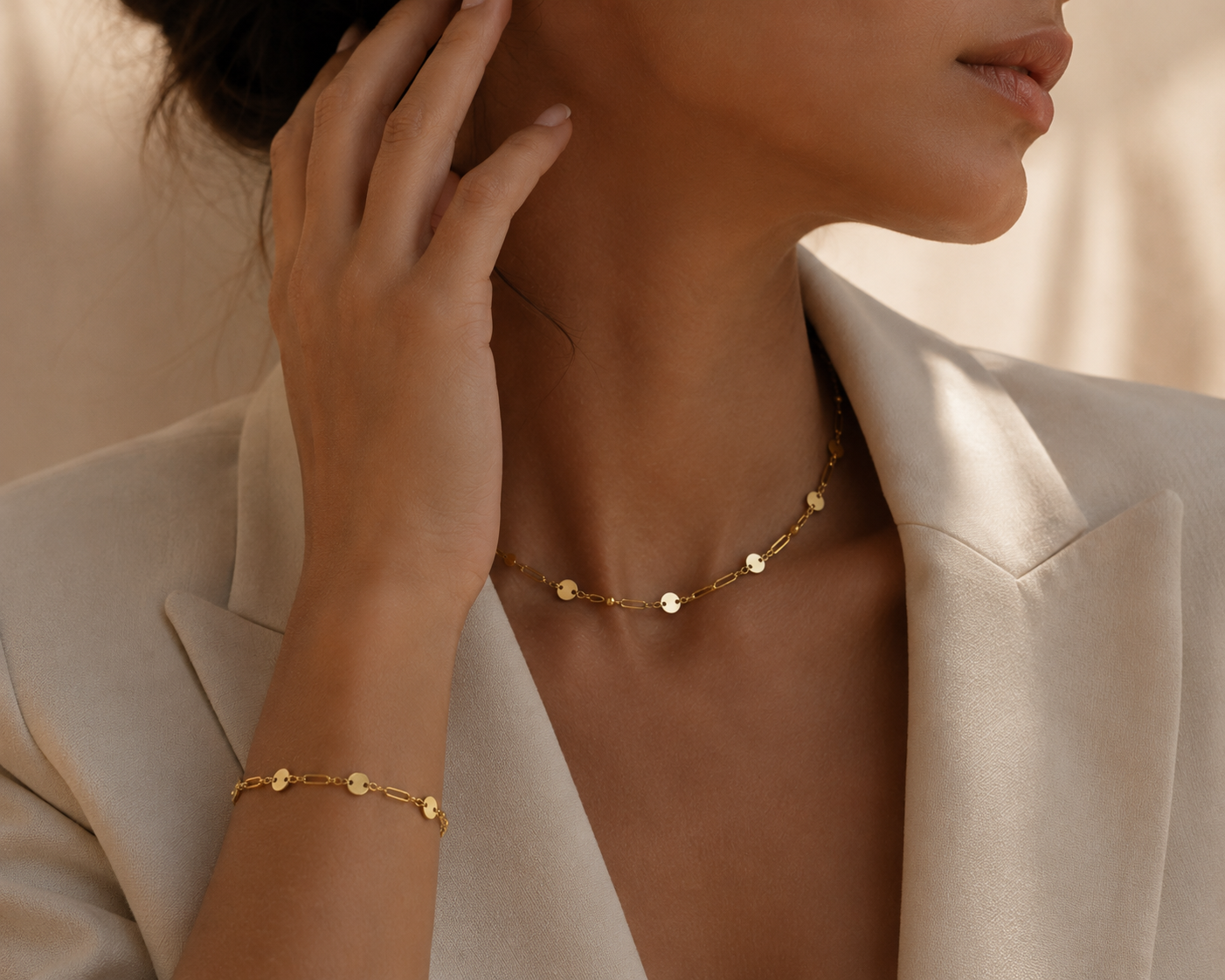 Aurika Round Set