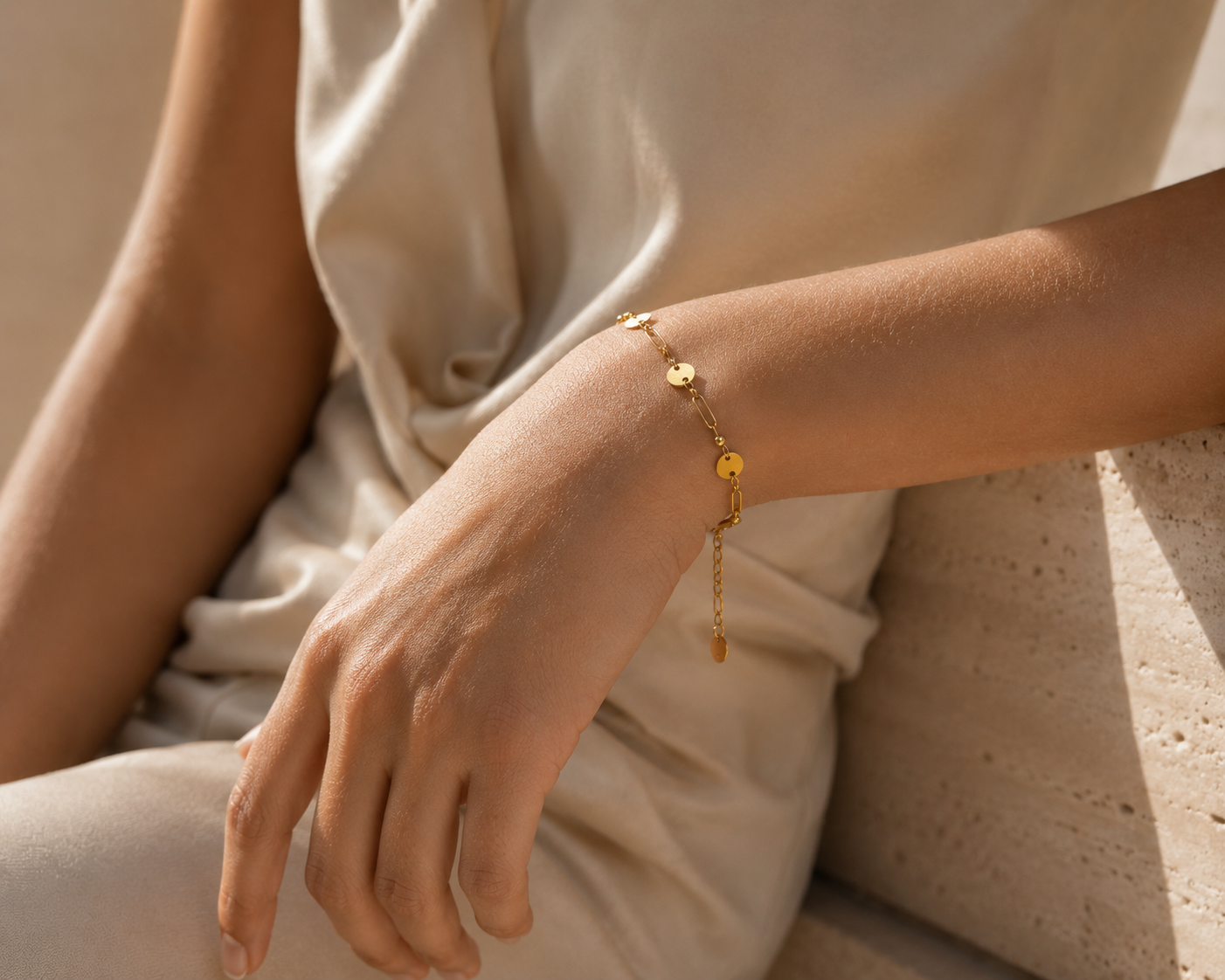 Aurika Round Set